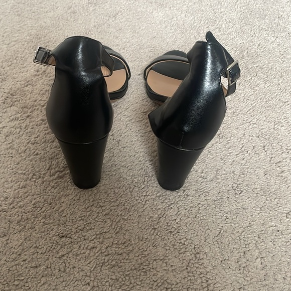 INC black heels - Picture 4 of 6